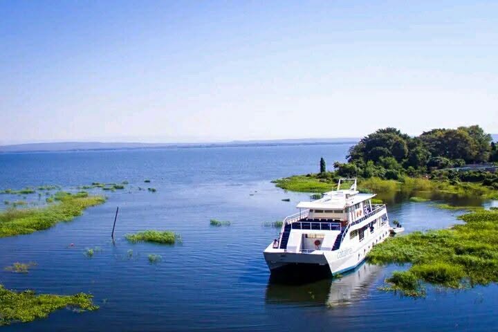 Lake Kariba Houseboat photo 6
